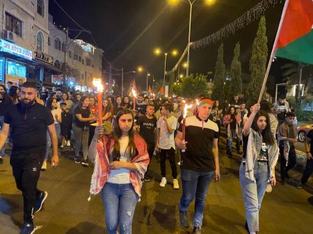 شاهد : البلدات العربية تتظاهرغضب تضامنًا مع القدس والاقصى